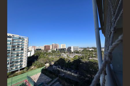 Apartamento para alugar com 206m², 4 quartos e 3 vagas Apartamento para alugar com 206m², 4 quartos e 3 vagasVaranda