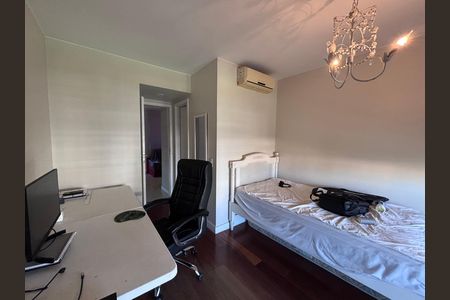 Apartamento para alugar com 206m², 4 quartos e 3 vagas Apartamento para alugar com 206m², 4 quartos e 3 vagasQuarto 2