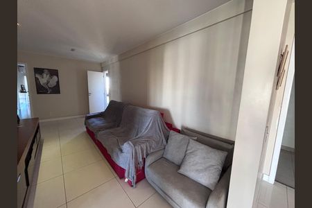 Apartamento para alugar com 206m², 4 quartos e 3 vagas Apartamento para alugar com 206m², 4 quartos e 3 vagasSala de TV