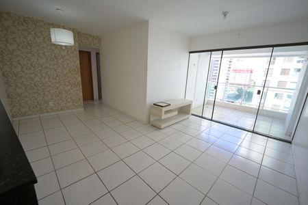 Apartamento à venda com 3 quartos, 118m² em Serrinha, Goiânia