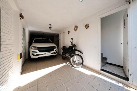 Garagem de casa à venda com 2 quartos, 119m² em Vila Talarico, São Paulo