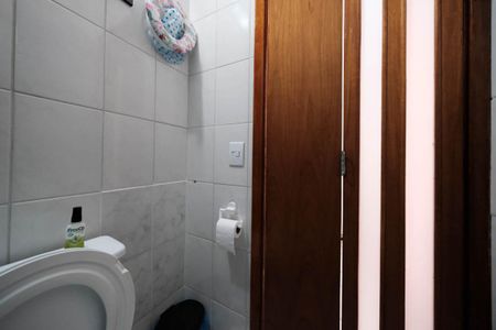 Banheiro de casa à venda com 2 quartos, 119m² em Vila Talarico, São Paulo