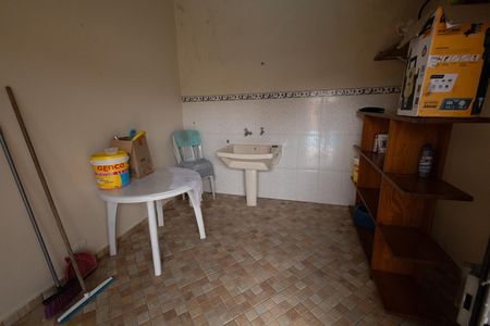 Casa de condomínio para alugar com 458m², 4 quartos e 4 vagas Casa de condomínio para alugar com 458m², 4 quartos e 4 vagasÁrea de Serviço