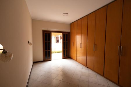 Casa de condomínio para alugar com 458m², 4 quartos e 4 vagas Casa de condomínio para alugar com 458m², 4 quartos e 4 vagasSuíte