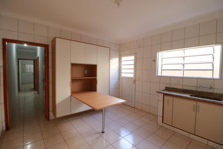 Cozinha  de casa para alugar com 3 quartos, 125m² em Jardim Irajá, Ribeirão Preto
