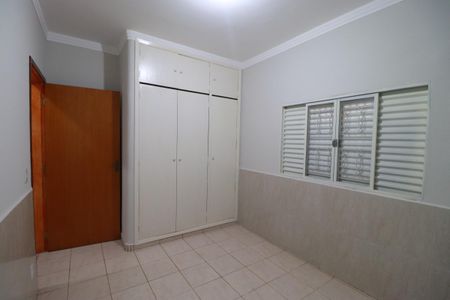 Casa para alugar com 125m², 3 quartos e 2 vagasQuarto 1
