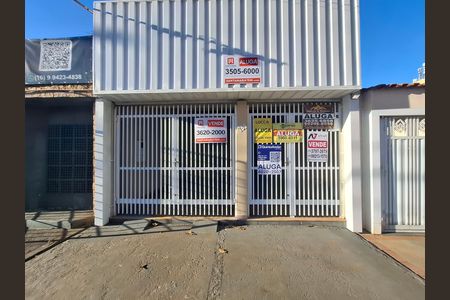 Fachada de casa para alugar com 3 quartos, 125m² em Jardim Irajá, Ribeirão Preto