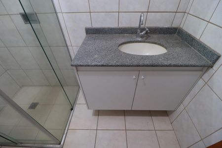 Casa para alugar com 125m², 3 quartos e 2 vagasBanheiro 