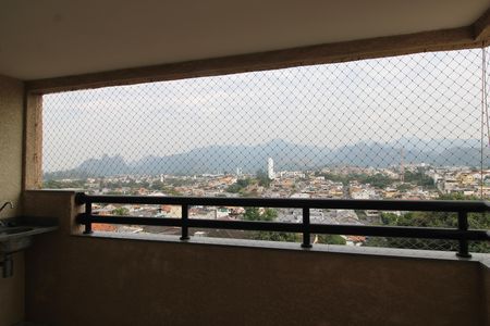 Apartamento à venda com 74m², 3 quartos e 1 vagaQuarto 1 - Vista