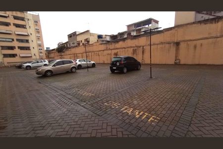 Apartamento à venda com 74m², 3 quartos e 1 vaga Apartamento à venda com 74m², 3 quartos e 1 vagaEstacionamento