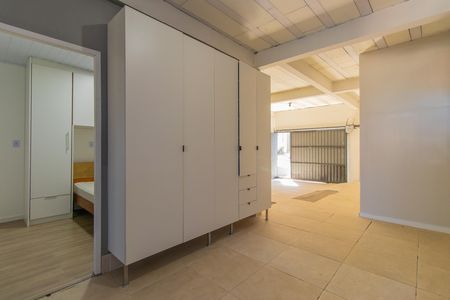 Casa para alugar com 70m², 1 quarto e 1 vaga Casa para alugar com 70m², 1 quarto e 1 vagaEspaço externo