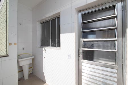 Apartamento para alugar com 42m², 2 quartos e sem vaga Apartamento para alugar com 42m², 2 quartos e sem vagaÁrea de Serviço
