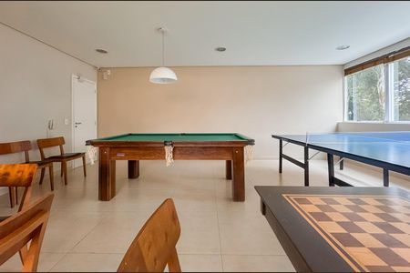 Apartamento à venda com 65m², 2 quartos e 1 vaga Apartamento à venda com 65m², 2 quartos e 1 vagaÁrea comum - Salão de jogos