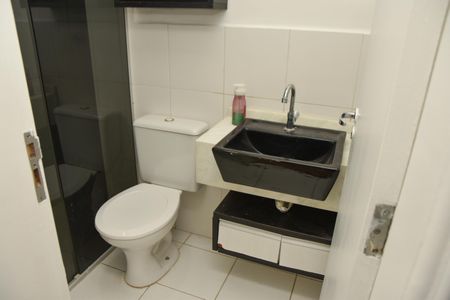 Apartamento à venda com 110m², 2 quartos e 1 vaga Apartamento à venda com 110m², 2 quartos e 1 vagaBanheiro Social