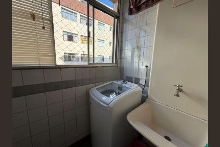 Área de serviço de apartamento para alugar com 3 quartos, 84m² em Buritis, Belo Horizonte