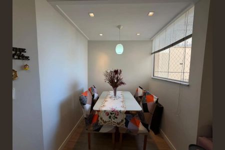 Sala de apartamento para alugar com 3 quartos, 84m² em Buritis, Belo Horizonte