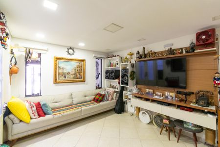 Sala  de casa à venda com 3 quartos, 100m² em Vila Babilonia, São Paulo