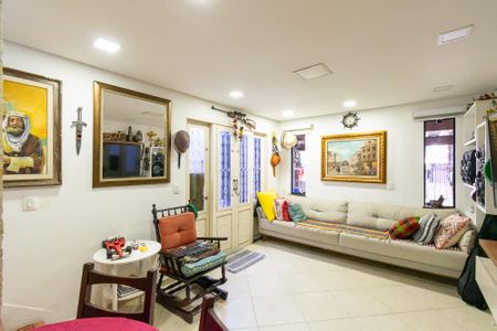 Casa à venda com 3 quartos, 100m² em Vila Babilonia, São Paulo