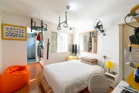 Suíte de casa à venda com 3 quartos, 100m² em Vila Babilonia, São Paulo