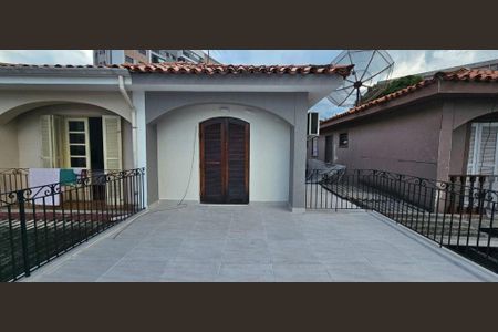 Casa à venda com 3 quartos, 134m² em Ferreira, São Paulo