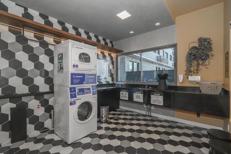 Lavanderia de kitnet/studio à venda com 0 quarto, 29m² em Jardim do Salso, Porto Alegre