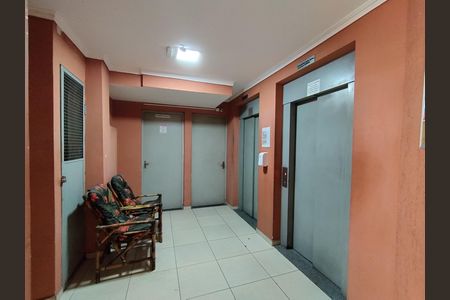 Apartamento para alugar com 48m², 2 quartos e 1 vaga Apartamento para alugar com 48m², 2 quartos e 1 vagaHall de entrada