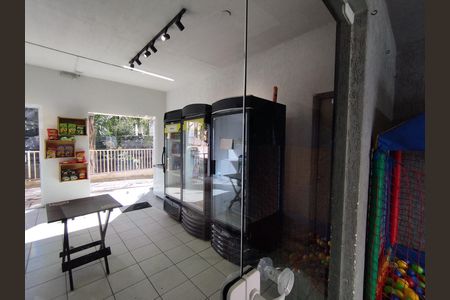 Apartamento para alugar com 48m², 2 quartos e 1 vaga Apartamento para alugar com 48m², 2 quartos e 1 vagaMercado