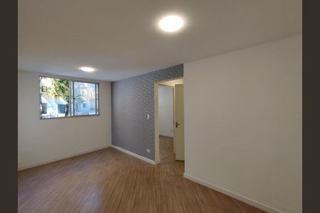 Apartamento para alugar com 48m², 2 quartos e 1 vaga Apartamento para alugar com 48m², 2 quartos e 1 vagaSala