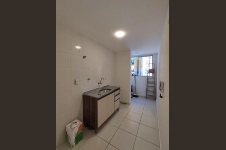 Cozinha - Torneira de apartamento para alugar com 2 quartos, 48m² em Jardim Vergueiro, São Paulo