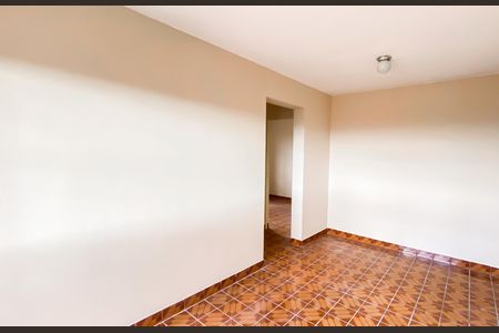 Apartamento para alugar com 65m², 2 quartos e 1 vagaSala 