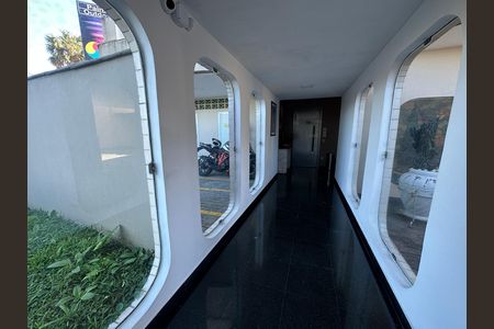 Hall social de apartamento para alugar com 4 quartos, 165m² em Itararé, São Vicente