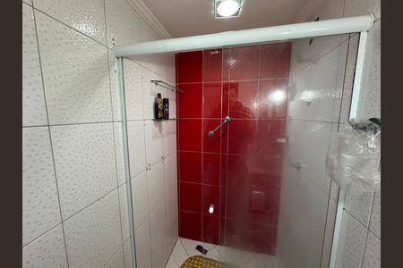 Banheiro da Suíte 3 de apartamento para alugar com 4 quartos, 165m² em Itararé, São Vicente
