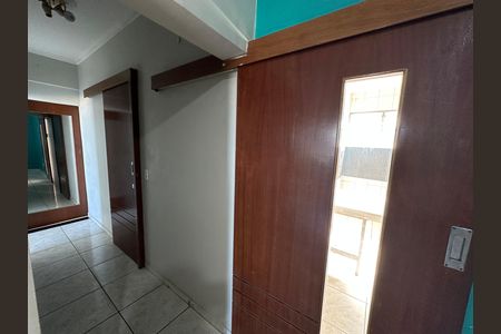 Corredor de apartamento para alugar com 4 quartos, 165m² em Itararé, São Vicente