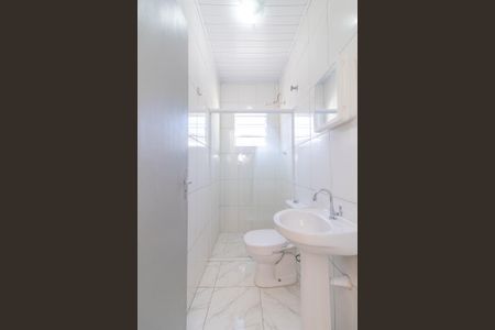 Banheiro de casa para alugar com 1 quarto, 45m² em Jardim Gonzaga, São Paulo