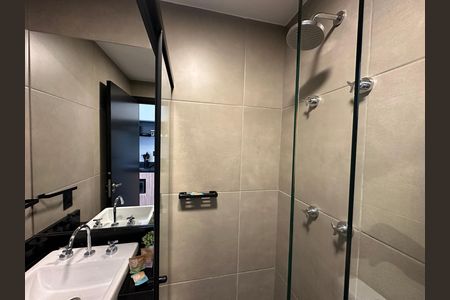 Banheiro de apartamento à venda com 1 quarto, 25m² em Melville Empresarial Ii, Barueri