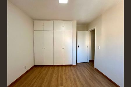 Apartamento para alugar com 57m², 1 quarto e 1 vaga Apartamento para alugar com 57m², 1 quarto e 1 vagaQuarto