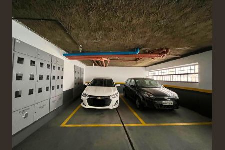 Apartamento para alugar com 57m², 1 quarto e 1 vaga Apartamento para alugar com 57m², 1 quarto e 1 vagaGaragem