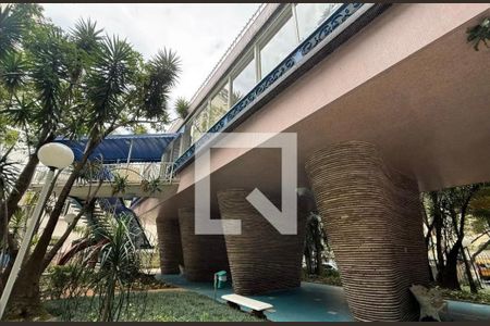 Apartamento para alugar com 3 quartos, 160m² em Higienópolis, São Paulo