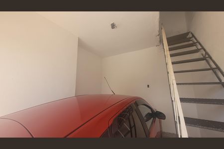 Garagem de casa à venda com 4 quartos, 200m² em Vila California, São Paulo