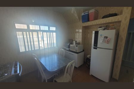 Cozinha de casa à venda com 4 quartos, 200m² em Vila California, São Paulo