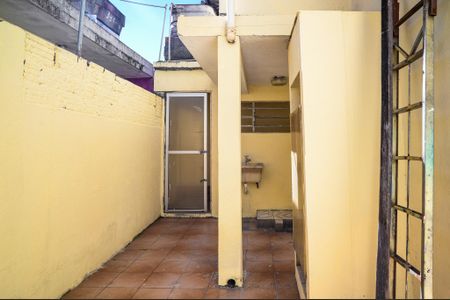 Área de Serviço/Quintal de casa para alugar com 3 quartos, 130m² em Vila Brasilina, São Paulo