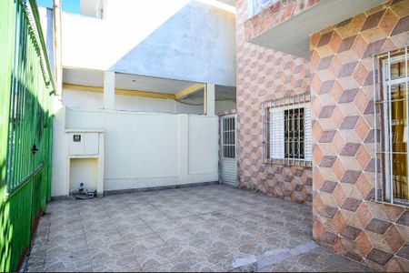 Garagem de casa para alugar com 3 quartos, 130m² em Vila Brasilina, São Paulo