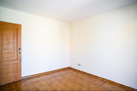Quarto 2 de casa para alugar com 3 quartos, 130m² em Vila Brasilina, São Paulo