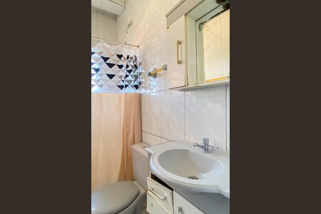 Casa para alugar com 85m², 2 quartos e 1 vaga Casa para alugar com 85m², 2 quartos e 1 vagaBanheiro