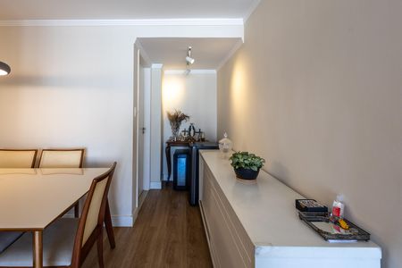 Apartamento à venda com 92m², 3 quartos e 1 vaga Apartamento à venda com 92m², 3 quartos e 1 vagaSala
