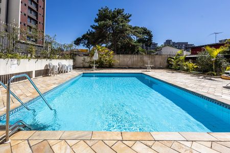 Apartamento à venda com 92m², 3 quartos e 1 vaga Apartamento à venda com 92m², 3 quartos e 1 vagaÁrea comum - Piscina