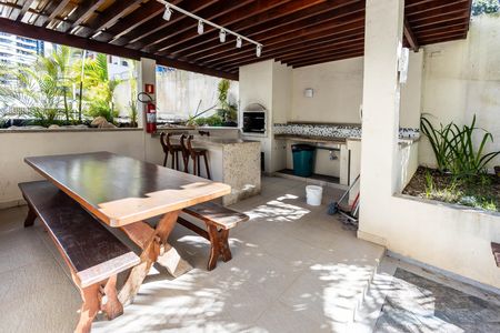 Apartamento à venda com 92m², 3 quartos e 1 vaga Apartamento à venda com 92m², 3 quartos e 1 vagaÁrea comum - Churrasqueira