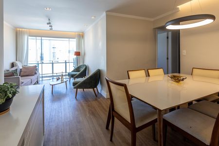 Apartamento à venda com 92m², 3 quartos e 1 vaga Apartamento à venda com 92m², 3 quartos e 1 vagaSala