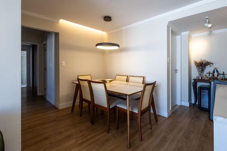 Apartamento à venda com 92m², 3 quartos e 1 vaga Apartamento à venda com 92m², 3 quartos e 1 vagaSala