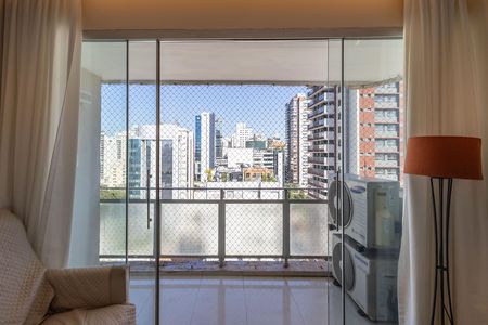 Apartamento à venda com 92m², 3 quartos e 1 vaga Apartamento à venda com 92m², 3 quartos e 1 vagaVaranda